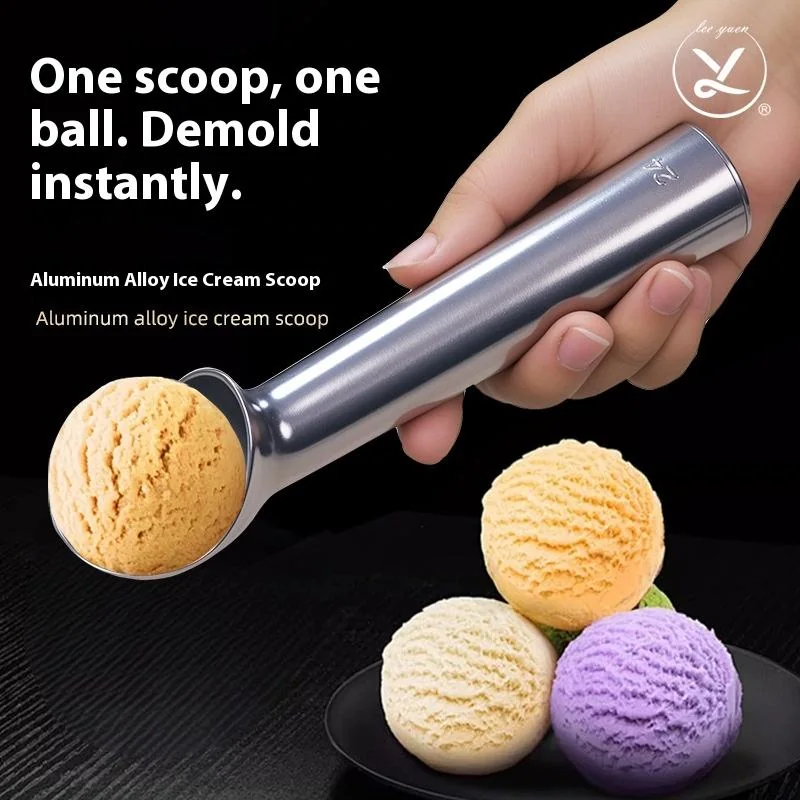Zinc Alloy Scoop with Soft-Grip Handle